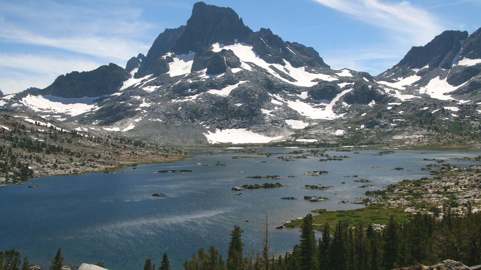 John Muir Trail: Banner Peak above Thousand Island Lake in the Ansel Adams Wilderness, Sierra Nevada
