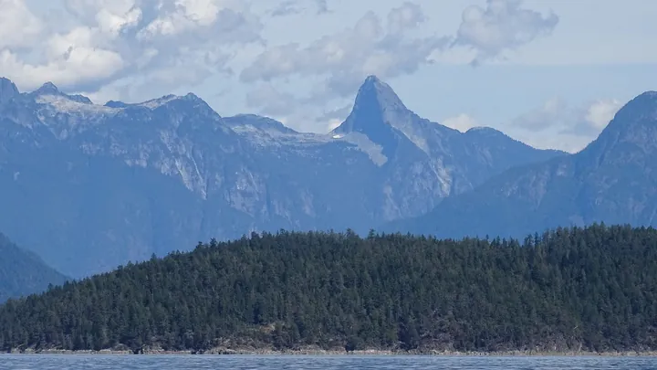 Sunshine Coast Trail